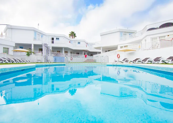 Checkin Atlantida Hotel apartamentowy