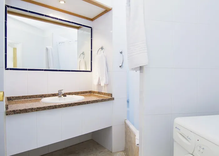 Hotel apartamentowy Checkin Atlantida