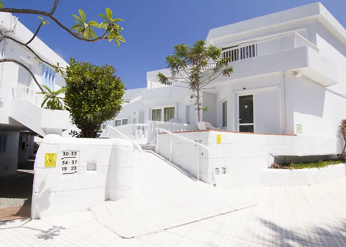 Checkin Atlantida 3* Los Cristianos (Tenerife)