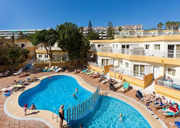 Checkin Atlantida Hotel apartamentowy Los Cristianos (Tenerife)