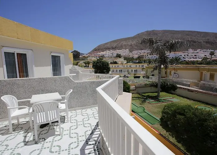 Hotel apartamentowy Checkin Atlantida