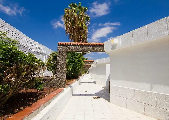 Hotel apartamentowy Checkin Atlantida 3*