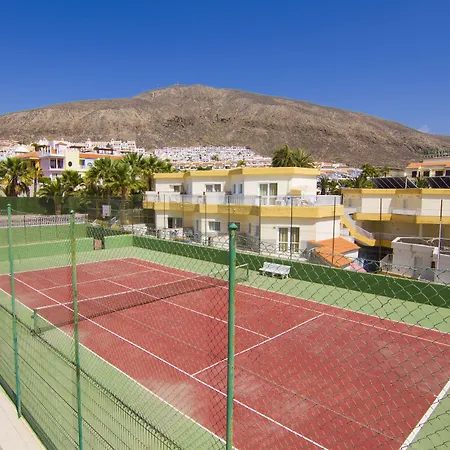 Checkin Atlantida شقة فندقية 3*