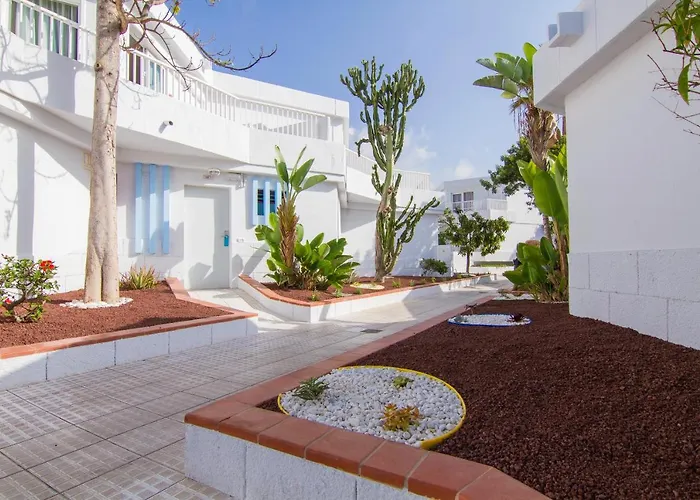 Checkin Atlantida Apart Otel