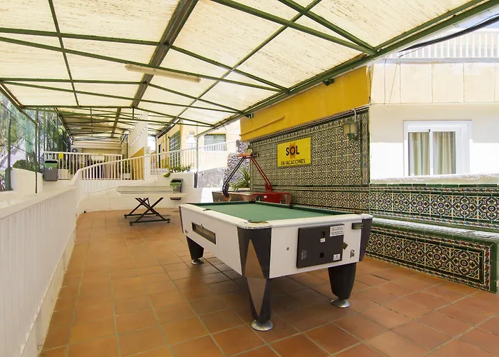 Checkin Atlantida Aparthotel Los Cristianos (Tenerife)