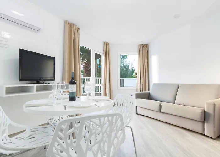 Checkin Atlantida Apart Otel Los Cristianos (Tenerife)