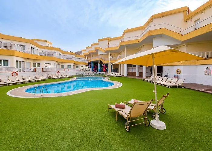 Aparthotel Checkin Atlantida