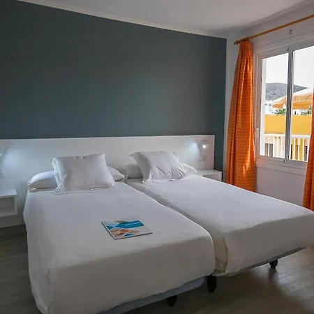 Checkin Atlántida Apart-hotel 3*