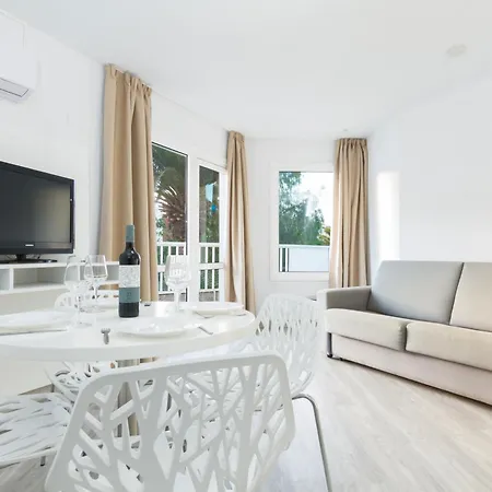 Checkin Atlantida Lägenhetshotell Los Cristianos (Tenerife)