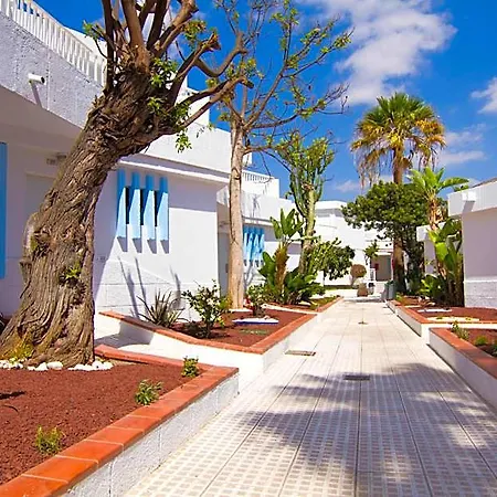 Checkin Atlantida Aparthotel