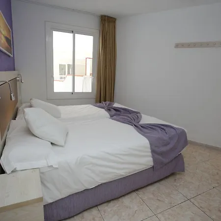 Apart-hotel Checkin Atlántida 3*