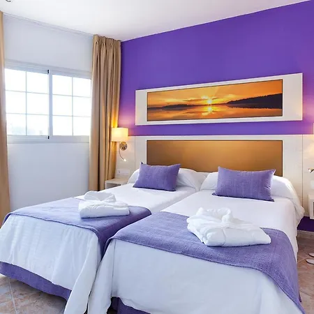 Apart-hotel Checkin Atlántida Los Cristianos (Tenerife)