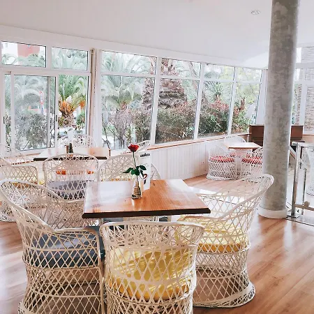 Appart hôtel Checkin Atlantida