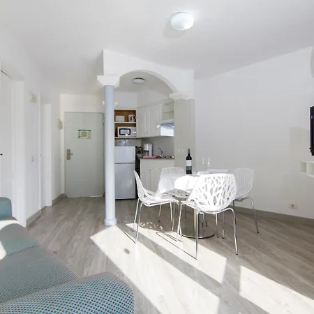 Checkin Atlántida Aparthotel