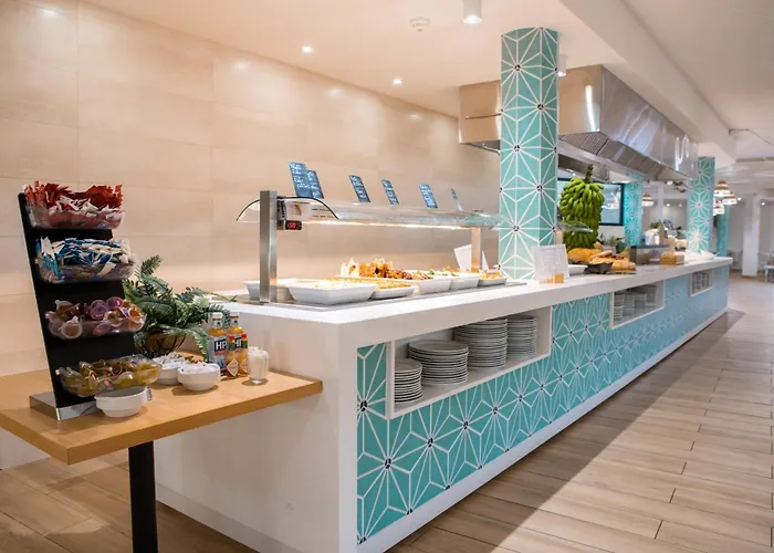 Checkin Atlántida Aparthotel Los Cristianos (Tenerife)