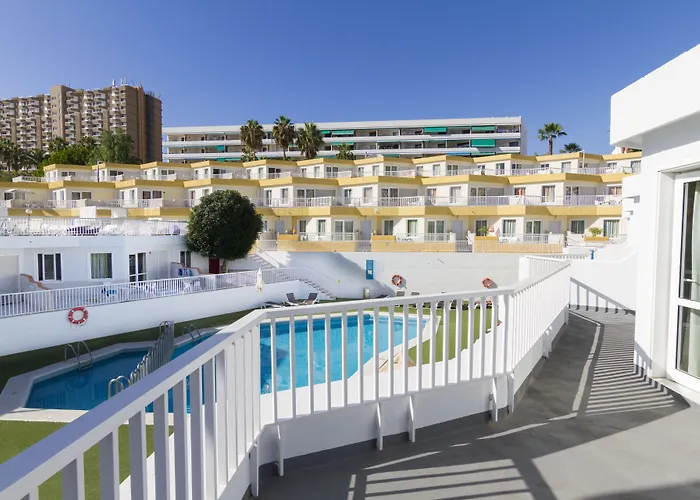 Checkin Atlántida Aparthotel Los Cristianos (Tenerife)